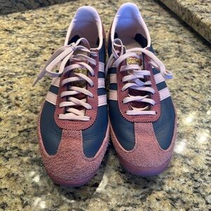 adidas Women's Sneakers in Pink and Black